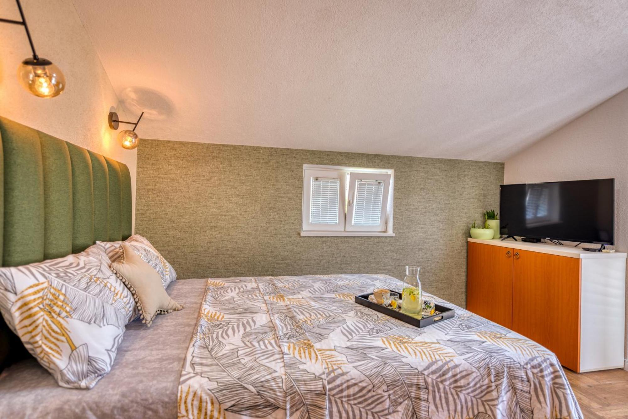Miro Guesthouse Tivat Cameră foto